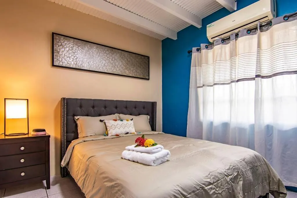 Citylife Apartments In Willemstad - Groundfloor 2 Bedroom Apartment - A